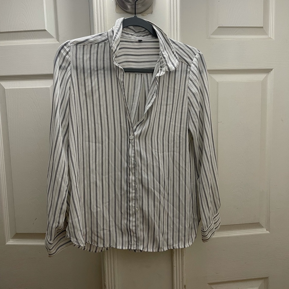 White striped Medium button up long sleeve shirt